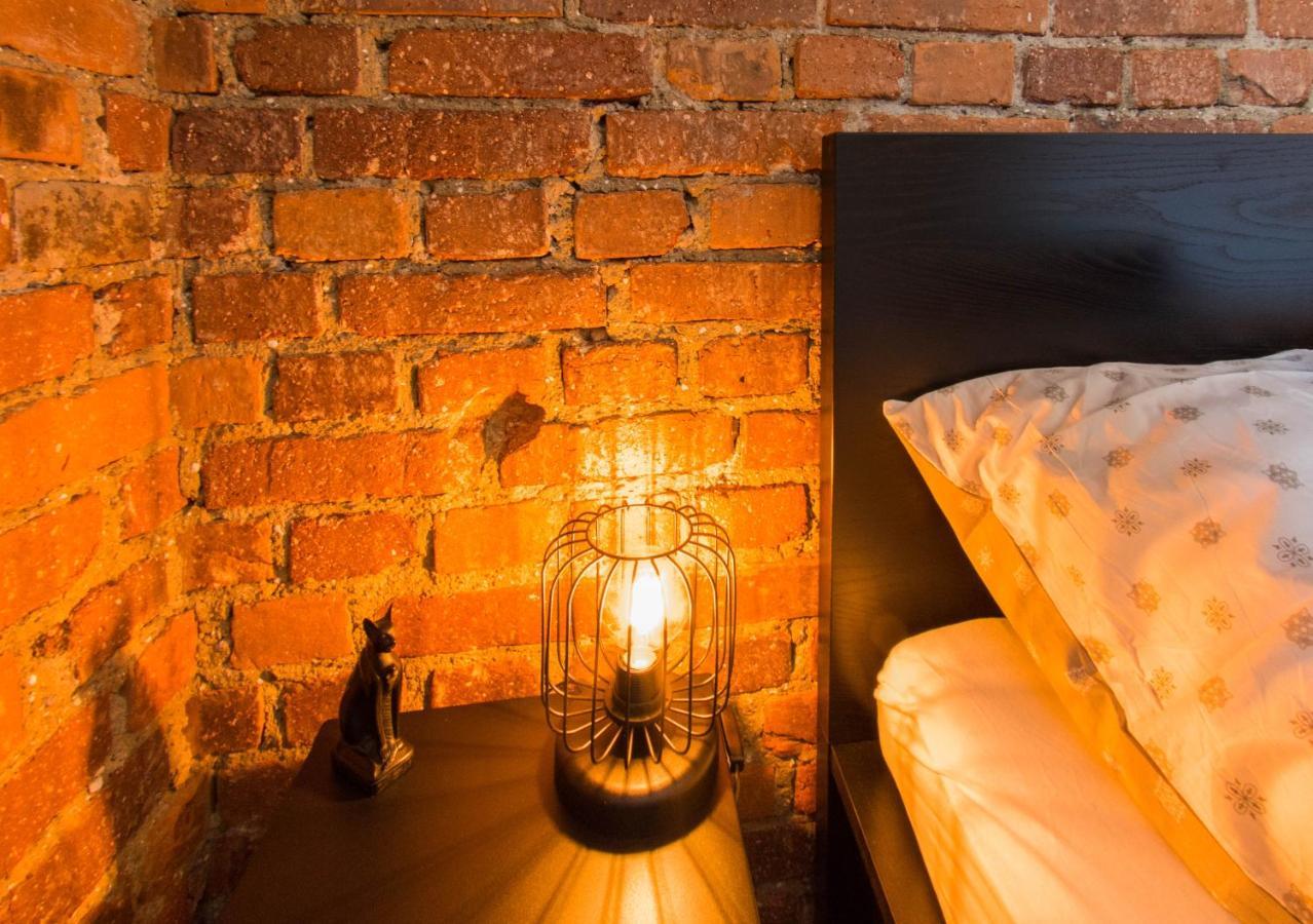 Apartament Wita Stwosza イェレニャ・グーラ エクステリア 写真